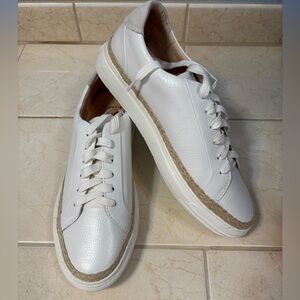 FRANKIE4 Mim IV White Tumbled Lace Up  Sneakers Shoes Women’s Size 9